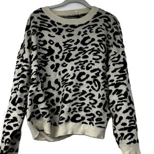Sweet Lovely woman's sz S animal print cropped tan black cozy comfy winter top